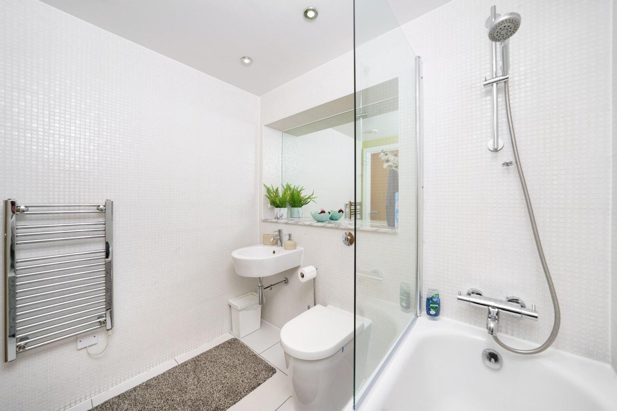 Cobalt Point, South Quay Appartement Londen Buitenkant foto