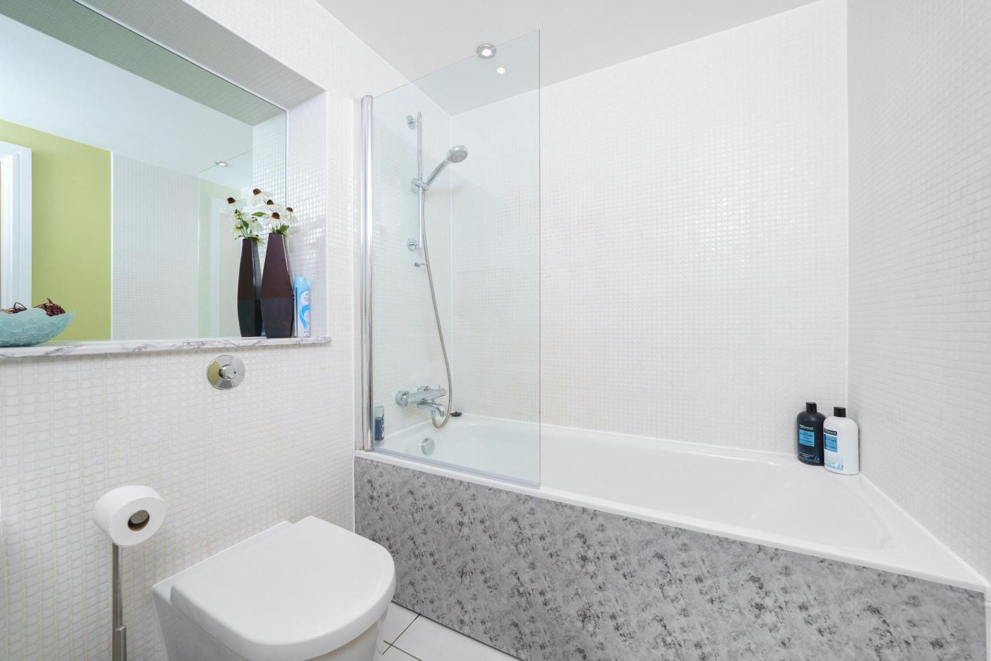 Cobalt Point, South Quay Appartement Londen Buitenkant foto